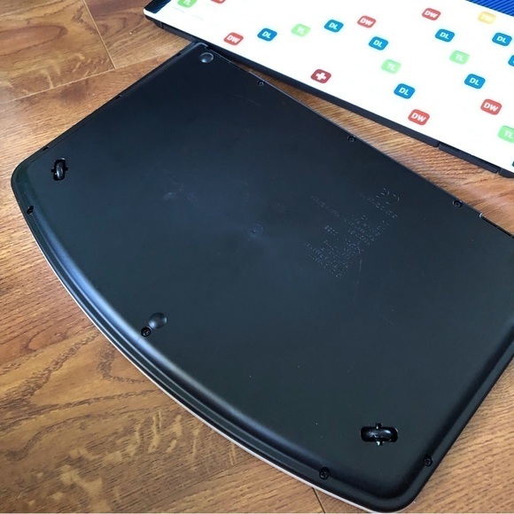 Words with Friends Moving board game - Picture 4 of 4